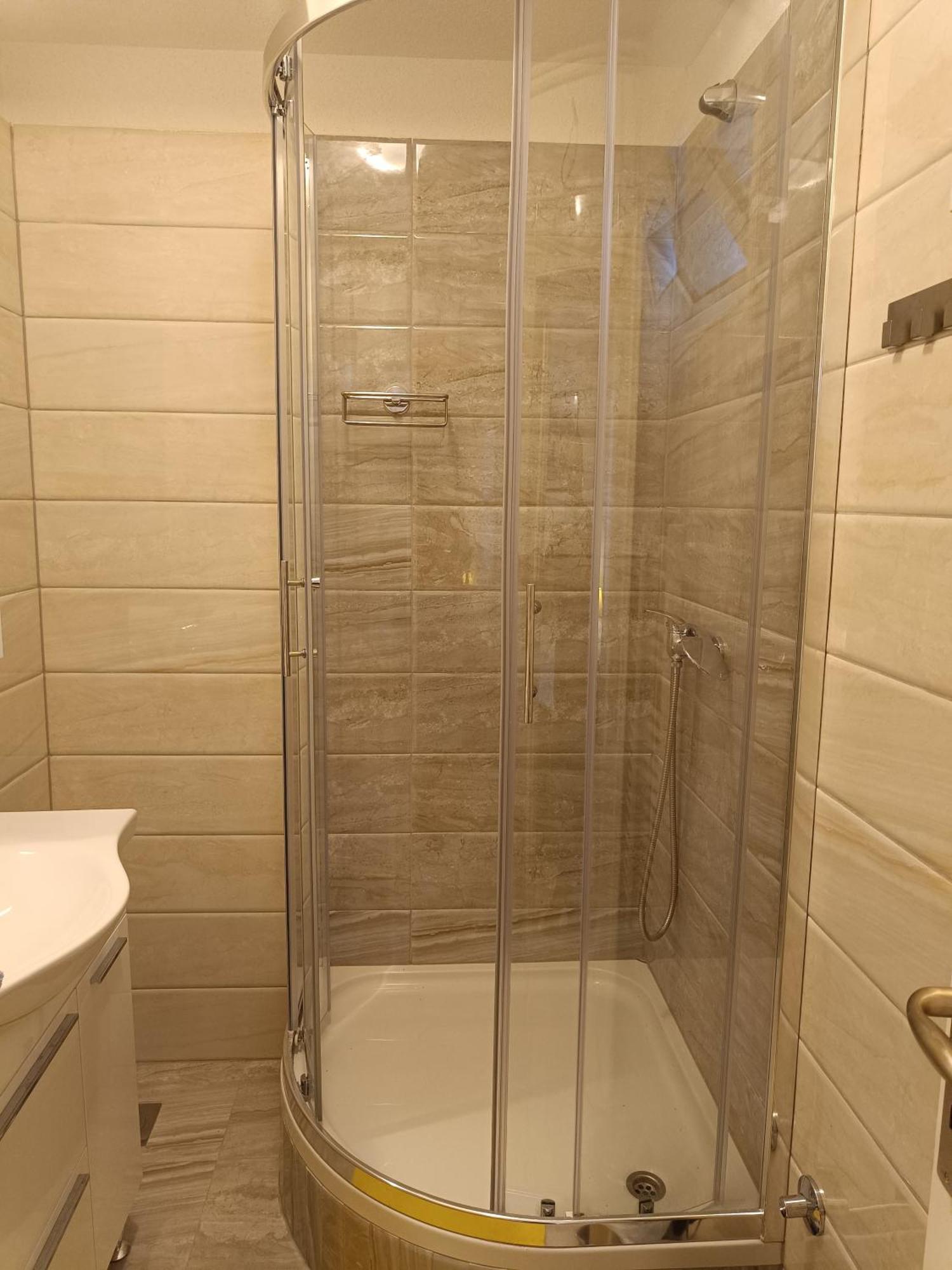 Apartments Fani Kanun Бол Екстер'єр фото